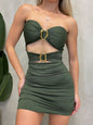 Vestido Feminino Curto em Suplex Plissado com Recortes e Fivelas Maristela Frete Grátis.