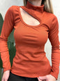 Blusa Feminina em Ribana Manga Longa de Gola com Recorte Dara Frete Grátis.