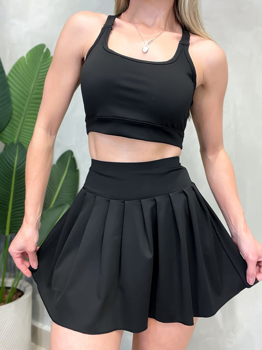 Conjunto Fitness em Poliamida Top Nadador e Shorts Saia Plissado Camila Ref. 161. FRETE GRÁTIS