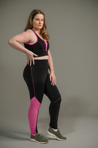 Top Feminina com Filete Colorido. FRETE GRÁTIS