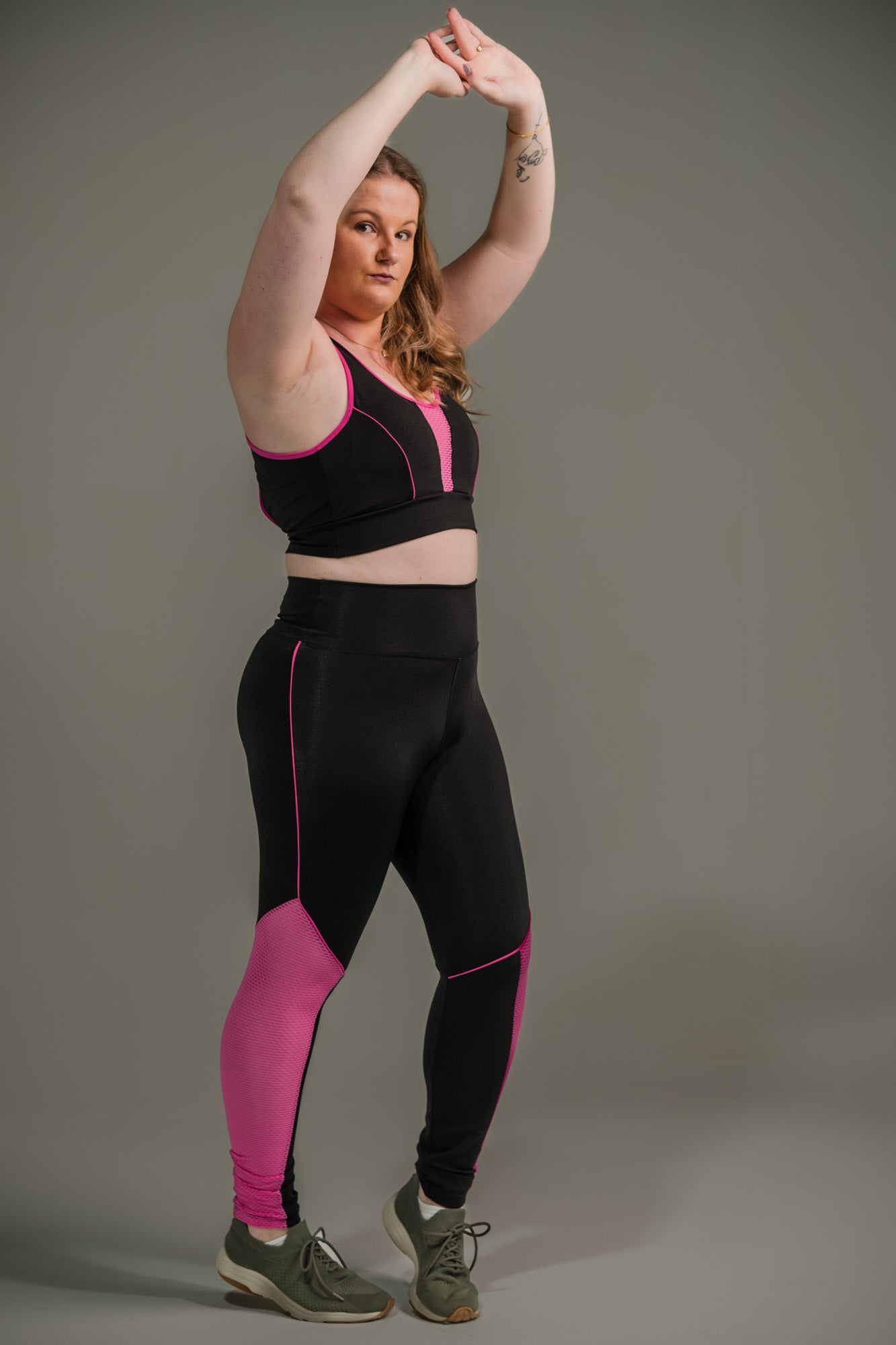 Top Feminina com Filete Colorido. FRETE GRÁTIS