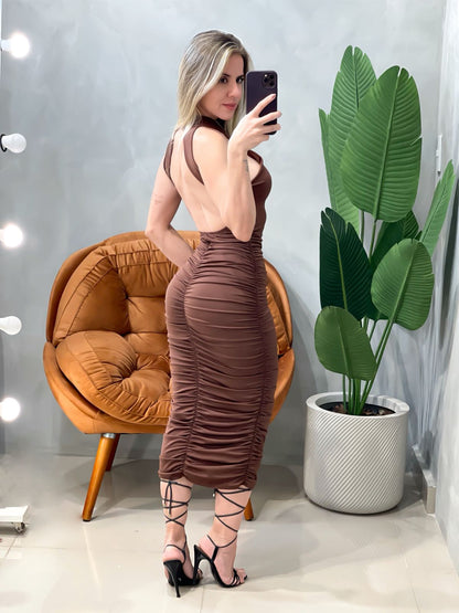 Vestido Midi em Malha Romantic Frente Única e Gola Choker Loani Ref. 1828. FRETE GRÁTIS