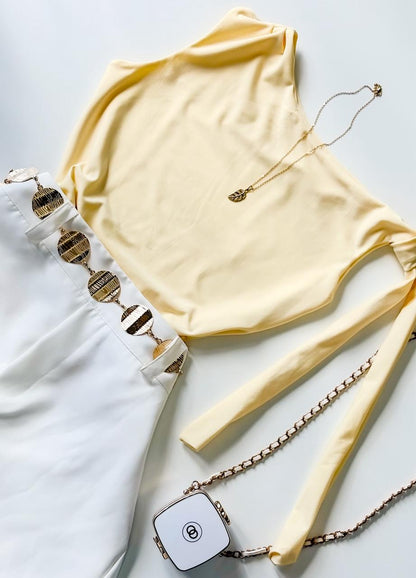 Cropped em Malha Romantic Zara com Amarração no Ombro Joana Ref. 1853. FRETE GRÁTIS