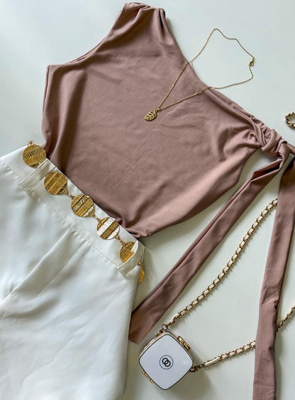 Cropped em Malha Romantic Zara com Amarração no Ombro Joana Ref. 1853. FRETE GRÁTIS