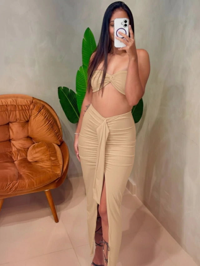 Body em Poliamida de Alça Cruzada Plissado com Fivela Camile Ref. 1837.