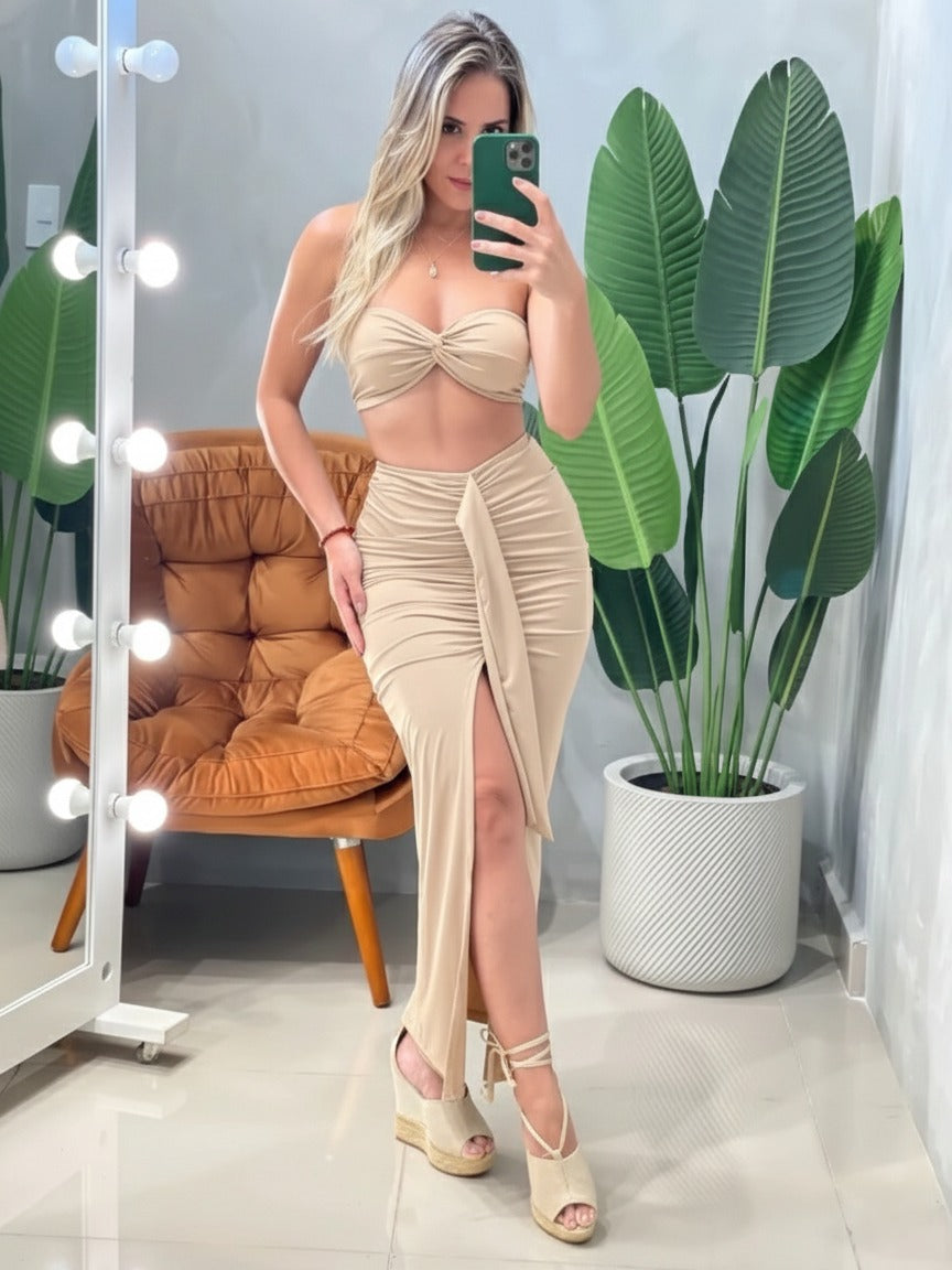 Body em Poliamida de Alça Cruzada Plissado com Fivela Camile Ref. 1837.