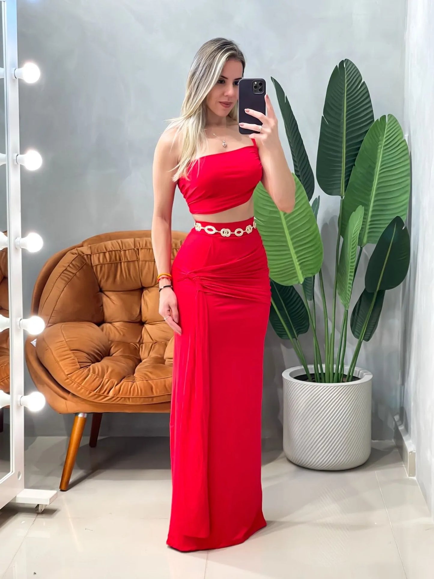 Conjunto em Poliamida Cropped Alça Única Franzido e Saia Longa Transpassada Frete Grátis.